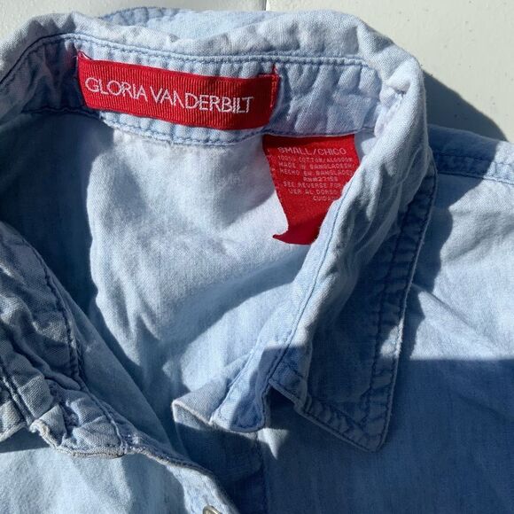Gloria Vanderbilt Sky Blue Denim Shirt - Picture 2 of 2